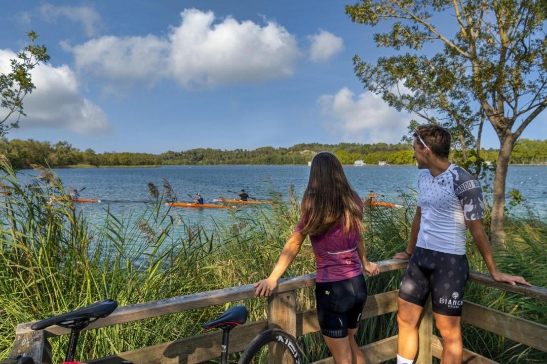 Camping Bungalow El Llac De Banyoles Porqueres Eksteriør bilde