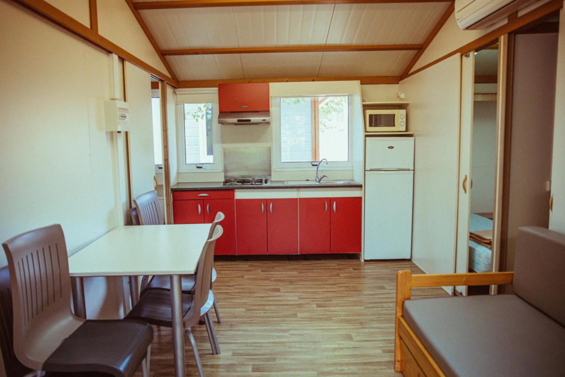 Camping Bungalow El Llac De Banyoles Porqueres Rom bilde